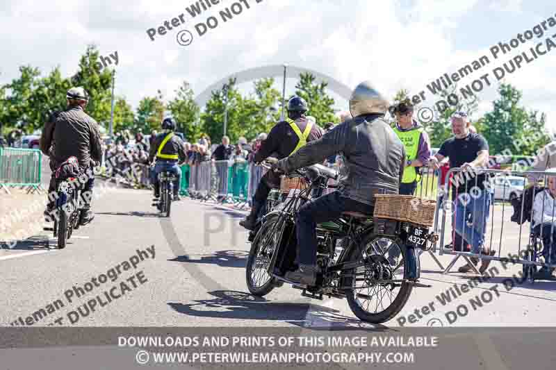 Vintage motorcycle club;eventdigitalimages;no limits trackdays;peter wileman photography;vintage motocycles;vmcc banbury run photographs